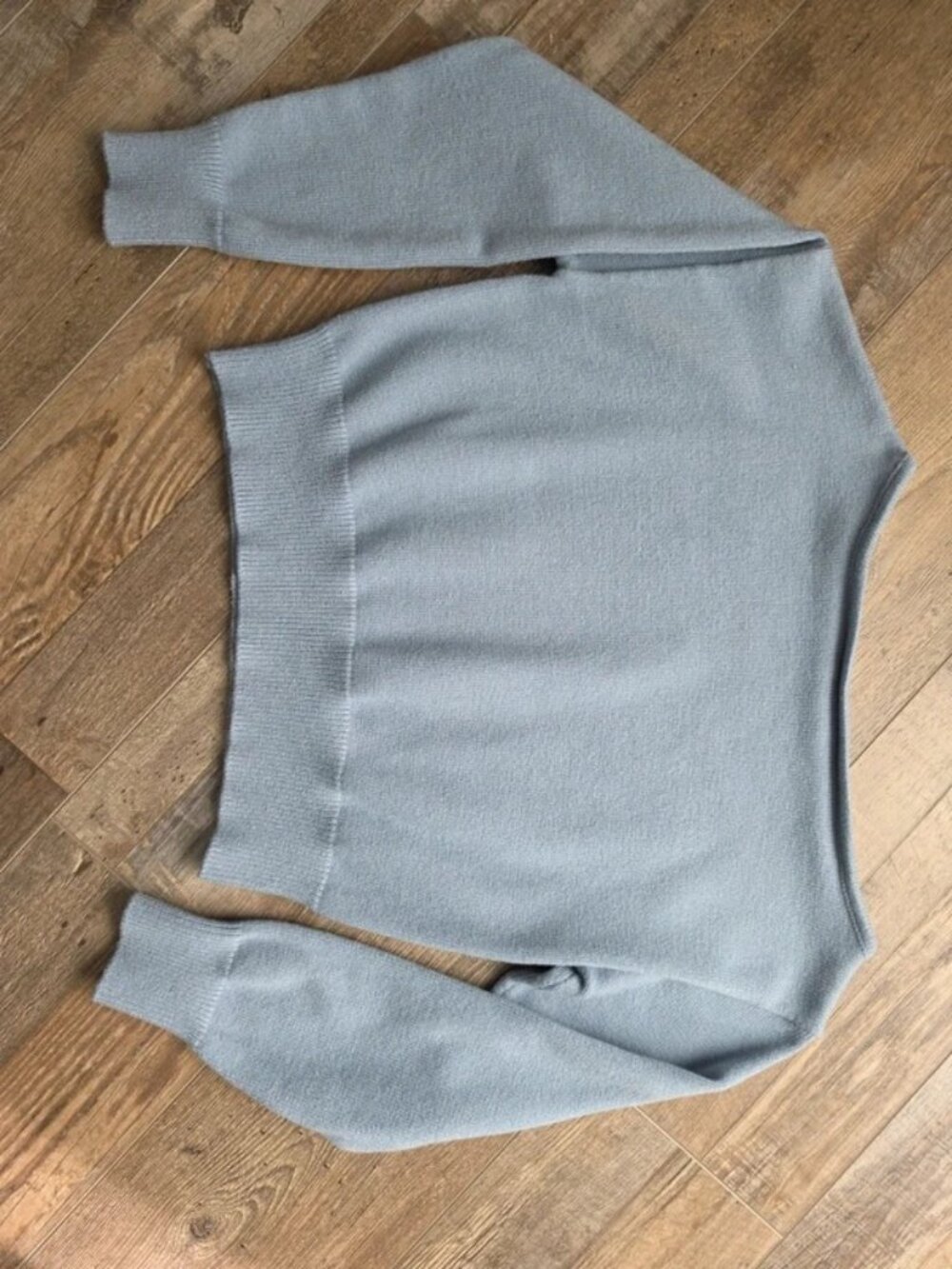 XS Off the shoulder soft blue slouch knit sweater fall date night
